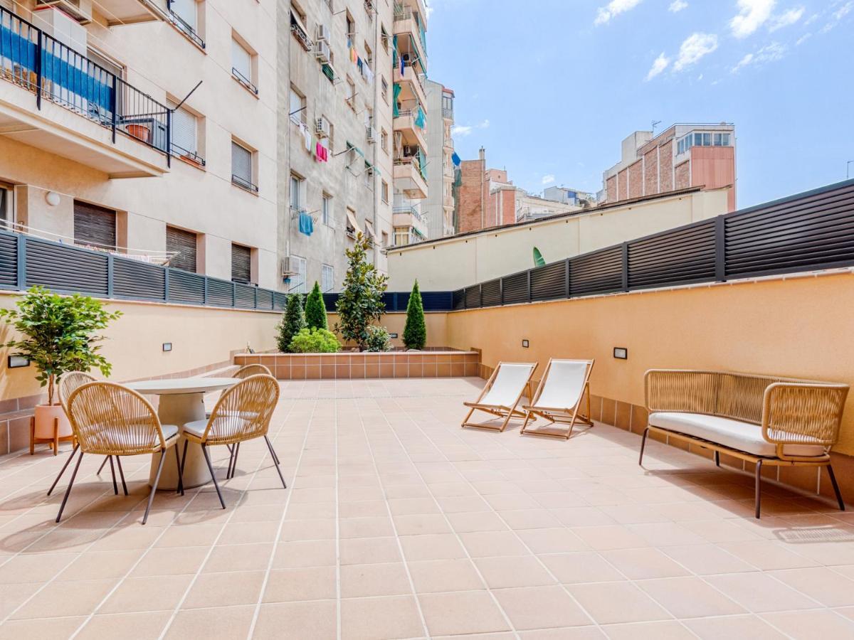 Limehome Barcelona Carrer De Besalu 90 - Estancia Temporal Buitenkant foto
