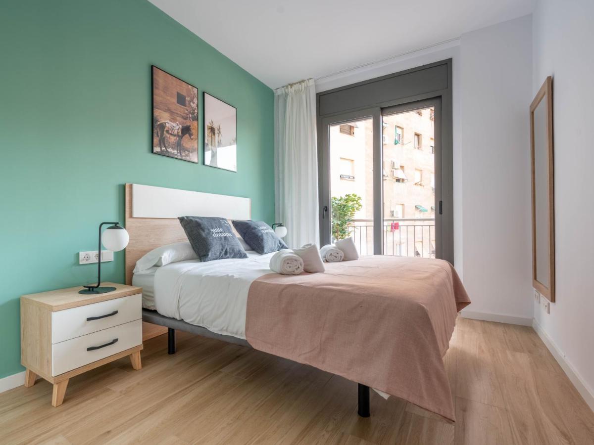Limehome Barcelona Carrer De Besalu 90 - Estancia Temporal Buitenkant foto